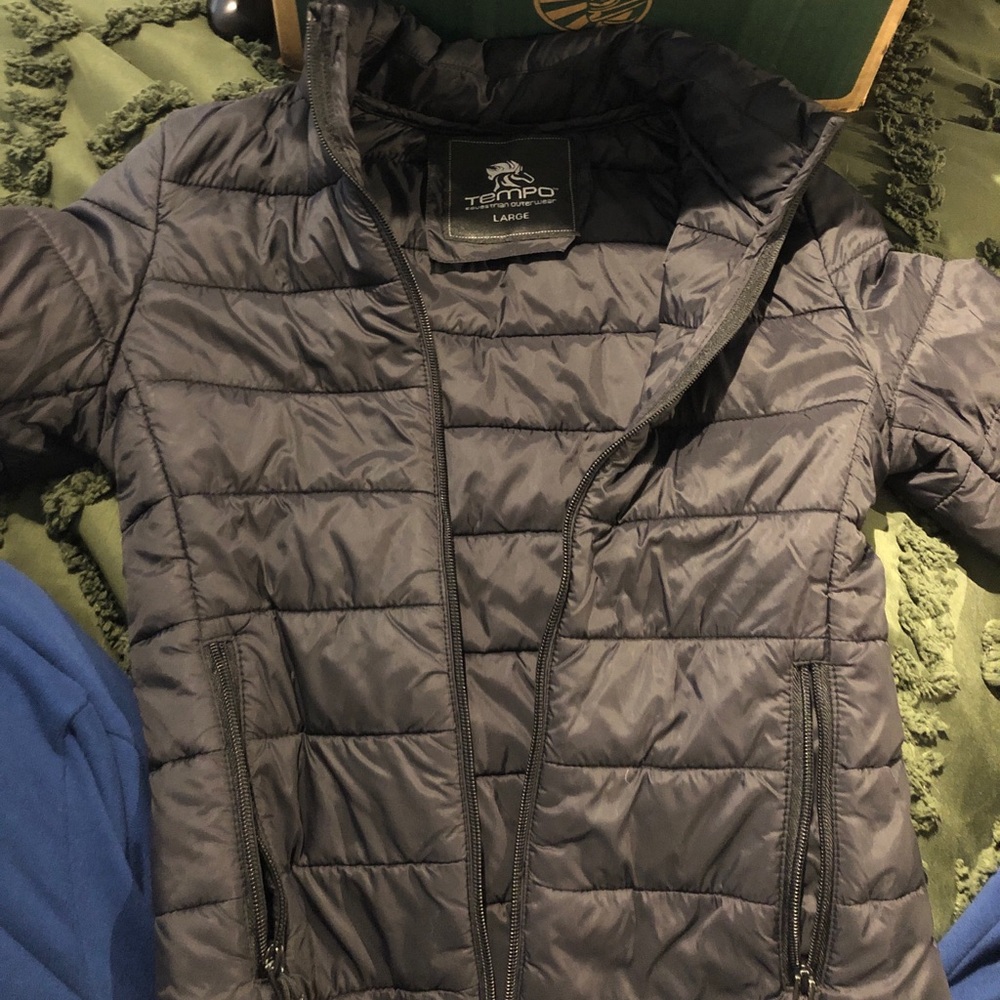 Tempo equestrian. Kids large ( fits smaller though) 
Lightweight jacket